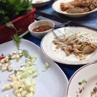 เมนูของร้าน แหนมเนือง