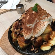 เมนูของร้าน APBO Fruit Dessert Cafe เดอะพรอมานาด รามอินทรา