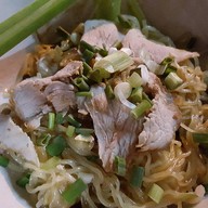 บะหมี่ เกี๊ยว หมูแดง จันทน์18/7