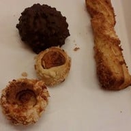 Mr.bun เซ็นทรัลปิ่นเกล้า