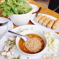 แดงแหนมเนือง porto chino