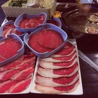 ร้านโคขุนคุณเอกจิ้มจุ่ม&กระทะร้อนโพนยางคำ