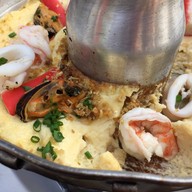 เมนูของร้าน ริมผา ลาภิน