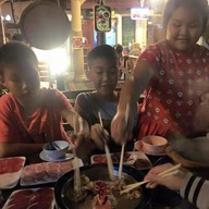 ร้านโคขุนคุณเอกจิ้มจุ่ม&กระทะร้อนโพนยางคำ