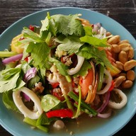 ร้านโคขุนคุณเอกจิ้มจุ่ม&กระทะร้อนโพนยางคำ