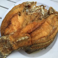 เมนูของร้าน ริมผา ลาภิน