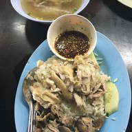 ข้าวมันไก่บารอน โพธิ์ปั้นแยก 8