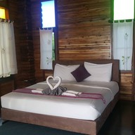 ฟ้าใสหมอกสวย