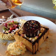 8ttc Cafe
