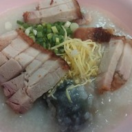 เมนูของร้าน โจ๊กดินแดง ก๋วยจั๊บน้ำใส