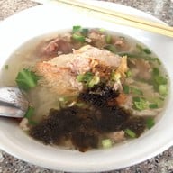 เมนูของร้าน ก๋วยเตี๋ยวโรงสีแสงไทย( บ้านบึง )  บางวัว