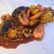 เมนูของร้าน Holy Shrimp จ๊อดแฟร์แดนเนรมิต