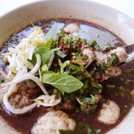 เมนูของร้าน เจริญ ก๋วยเตี๋ยวเรือโบราณ