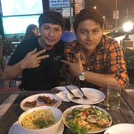 เคลิ้ม Pub & Restaurant หัวหิน