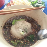 ป. ประทีป ก๋วยเตี๋ยวเรืออยุธยา หทัยราษฎร์