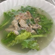 เมนูของร้าน ก๋วยเตี๋ยวคั่วเป็ดอร่อยริมทาง คลองถม
