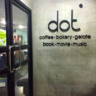 หน้าร้าน DOT Cafe