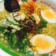 ก๋วยจั๊บญวณข้าวเปียกปอนด์ อ่าวอุดม