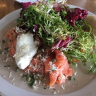 เมนูของร้าน Roast เอ็มควอเทียร์