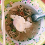 เมนูของร้าน จีจี้