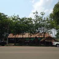 หน้าร้าน เจ๊ฝนร้านก๋วยเตี๋ยวแชมป์