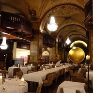 บรรยากาศ Kornhauskeller Bern