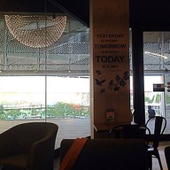 Coffee World The Street รัชดา