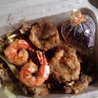 เมนูของร้าน ก๋วยเตี๋ยวผัดงี่เง่า เจ๊เบญโอเดี้ยน เยาวราช