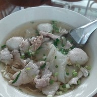 ลุงธิ งาช้าง