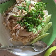 เมนูของร้าน ข้าวมันไก่ป้าเพชร