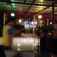 สวนอาหารเนินทอง