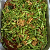 เมนูของร้าน บุฟเฟ่ต์ข้าวแกง แม่บุญธรรม