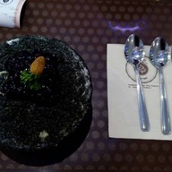 Snow Tree เมเจอร์ ปิ่นเกล้า