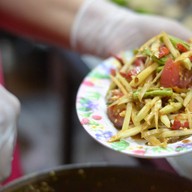 ตาดำ ตำแหลก