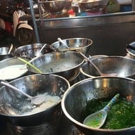 ร้านหนมหวานเสียงสวย