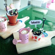 Yen Yen ice cream bar เพชรบุรี