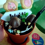 Yen Yen ice cream bar เพชรบุรี