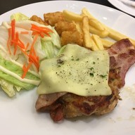 Santa Fe Central Pinkral ชั้น G