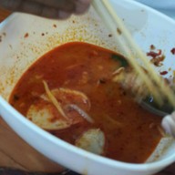 เมนูของร้าน ลูกชิ้นฮีโร่ ปิ่นทอง ชลบุรี นิคมปิ่นทอง ชลบุรี