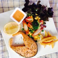 Chef Waan Cafe' & Steak