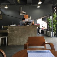 บรรยากาศ กาแฟข้างวัด ศิริราช