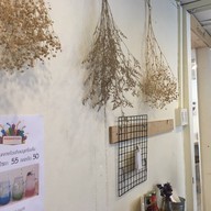 Roselamoon Cafe & Restaurant ปทุมธานี