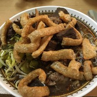 เมนูของร้าน ร้านทิศเหนือ น้ำเงี้ยว-ข้าวซอยไก่ ข้าวหมูทอด