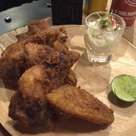 TRIPLE the coffee house สุขุมวิท