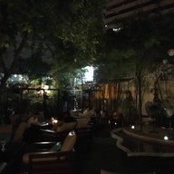 บรรยากาศ Al Majlis อโศก