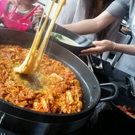 เมนูของร้าน Chicken galbi By The Pan Korean