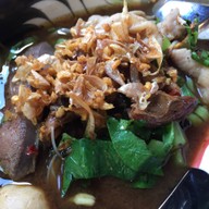 เมนูของร้าน ภ.สำเภา ก๋วยเตี๋ยวเรือ วัดป่าสาลวัน