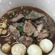 เตี๋ยวนิยม อ่างทอง