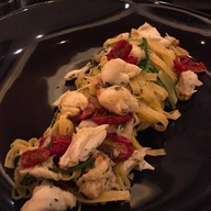 เมนูของร้าน Volti Restaurant And Bar โรงแรมแชงกรีลา