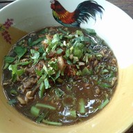 เมนูของร้าน ก๋วยเตี๋ยวเรือบ้านฐิตารัตน์ บ้านฟ้าปิยรมย์